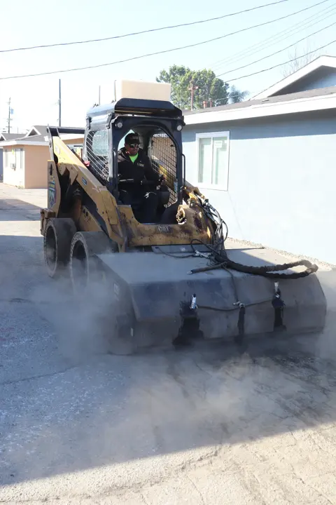 Asphalt & Concrete Projects, Los Angeles Area: driveways & walkways, photo 4