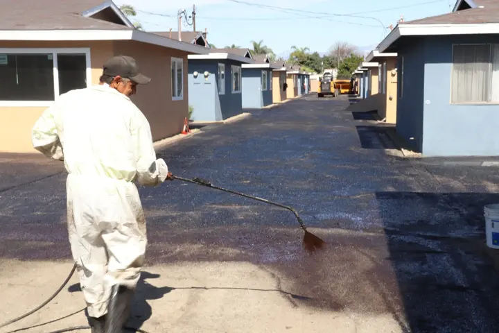 Asphalt & Concrete Projects, Los Angeles Area: driveways & walkways, photo 2