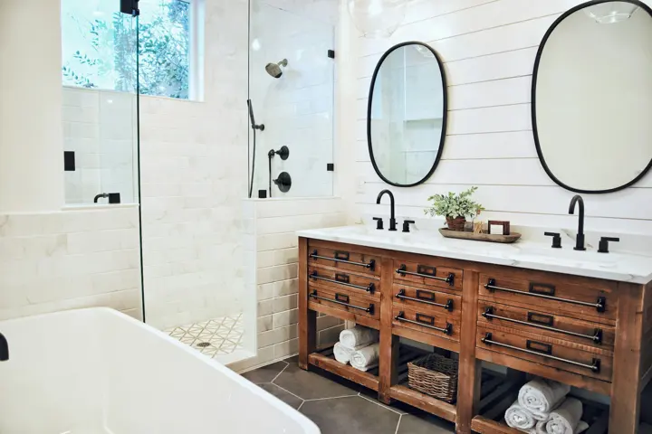 Bathroom remodeling example, photo 9