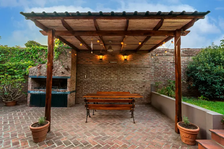 Decks & pergolas example, photo 1