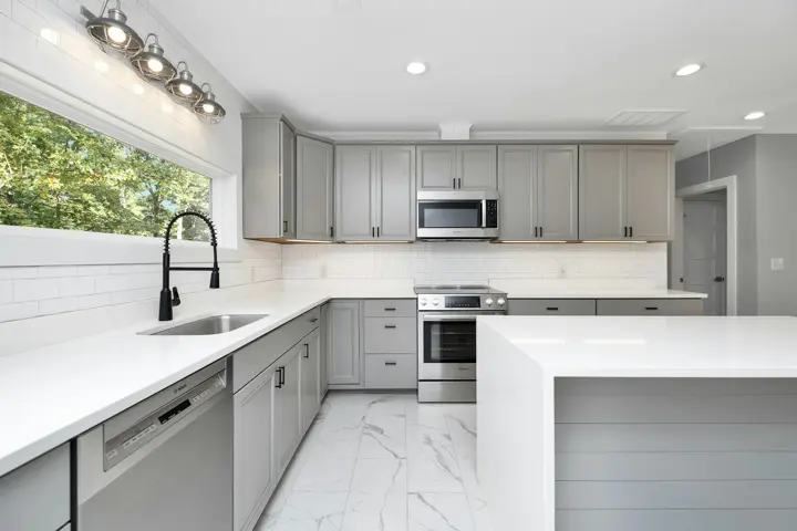 Kitchen remodeling example, photo 4