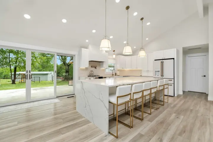 Kitchen remodeling example, photo 5