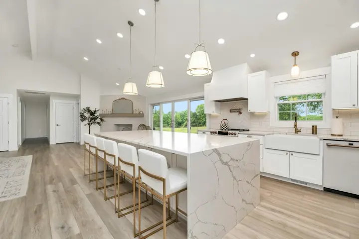 Kitchen remodeling example, photo 1